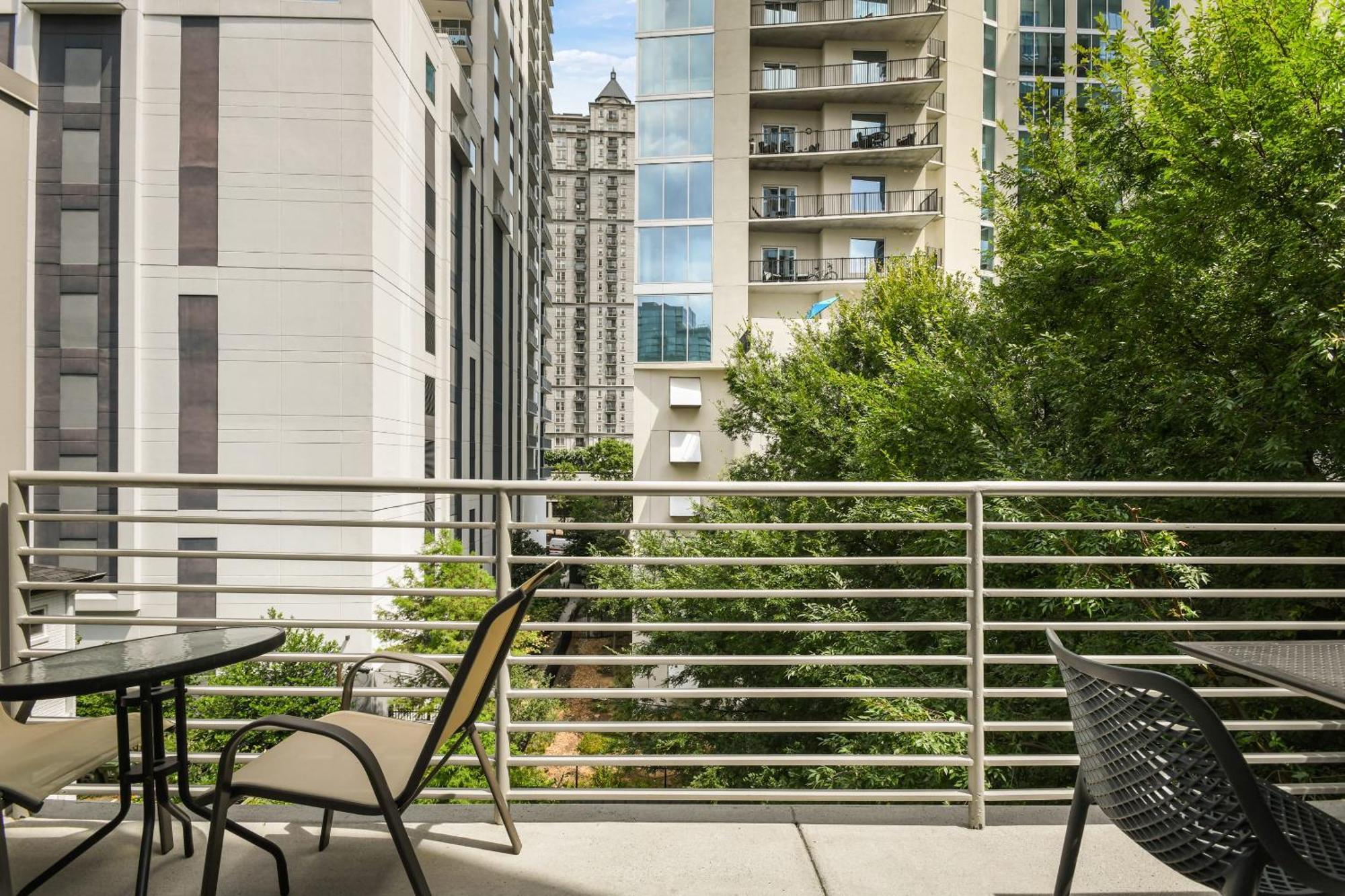 Stupendous Heart Of Piedmont Park Two Story Loft Apartamento Atlanta Exterior foto